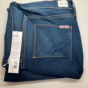 Hudson Jeans Byron Straight Leg Jeans Unexpected